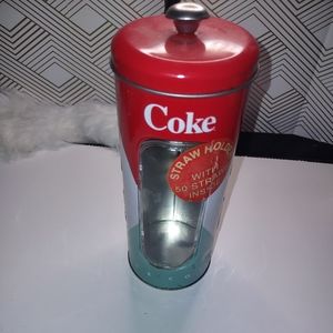 Coke straw container